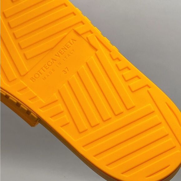Bottega Veneta Orange Rubber Slides size 37 - Picture 11 of 11